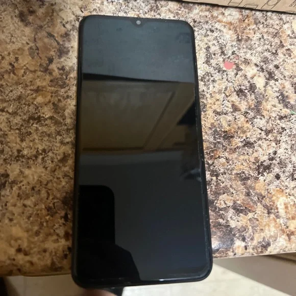 Selling my Samsung A20 because I got a free phone upgrade with work.